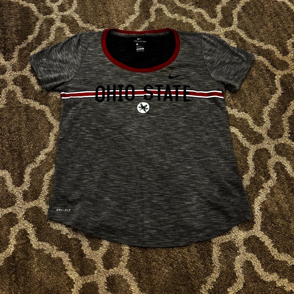The Nike Tee Ohio State Buckeyes Women’s Size M